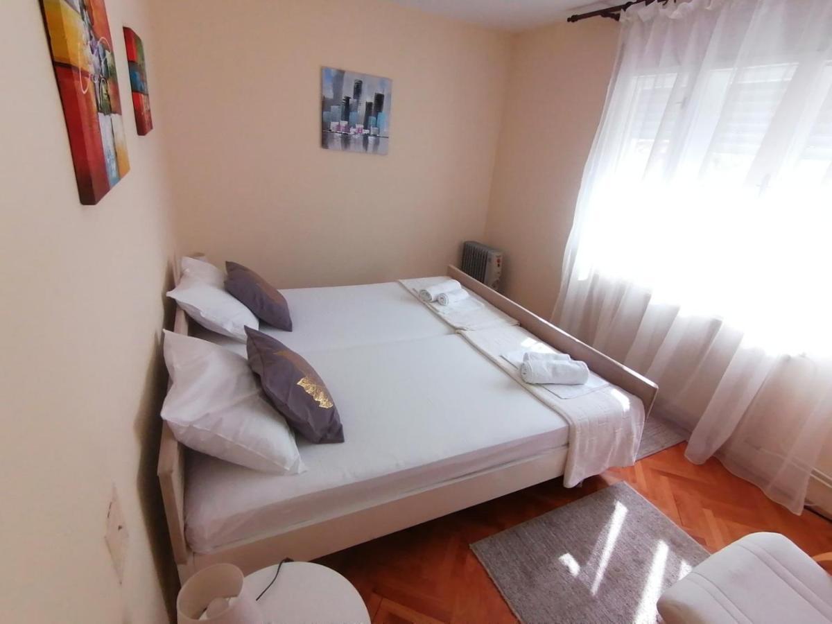 Haus Apartman Zajecar M&L Buitenkant foto